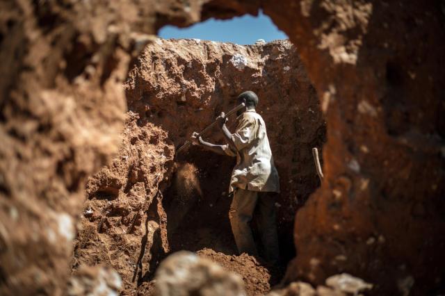 A man digs for cobalt in the Shaba Province of Congo May, 2015.  Photo by Federico Scoppa AFP/Getty Images